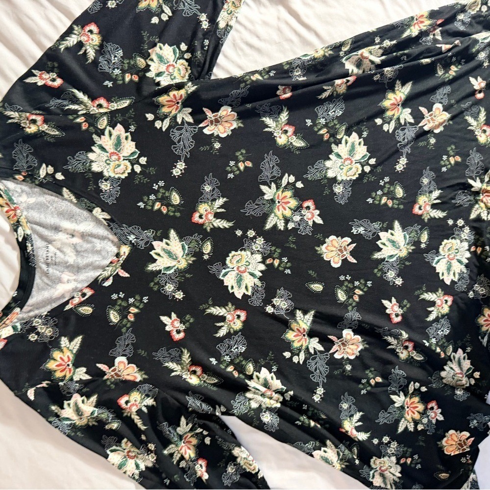 Lane Bryant Floral V-Neck Long Sleeve Tunic Top Black Plus Size 18/20 101623 - Picture 4 of 9